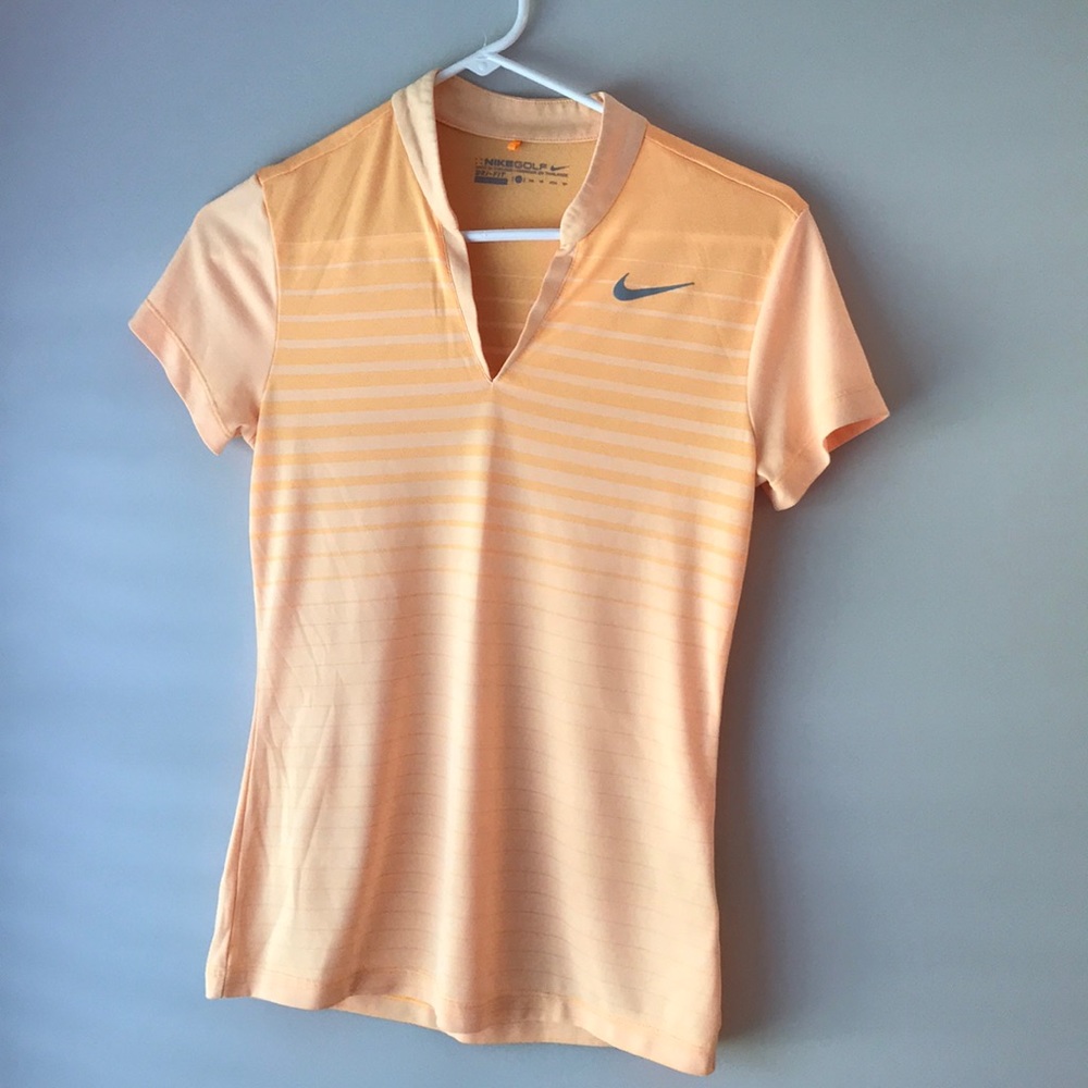 Sale! Nike Women’s Golf T-Shirt Size X-Small